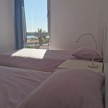 Modern Sea View Duplex With Parking And Aircon אל מדאנו