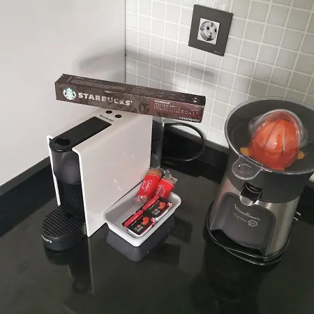 דירה Modern Sea View Duplex With Parking And Aircon אל מדאנו